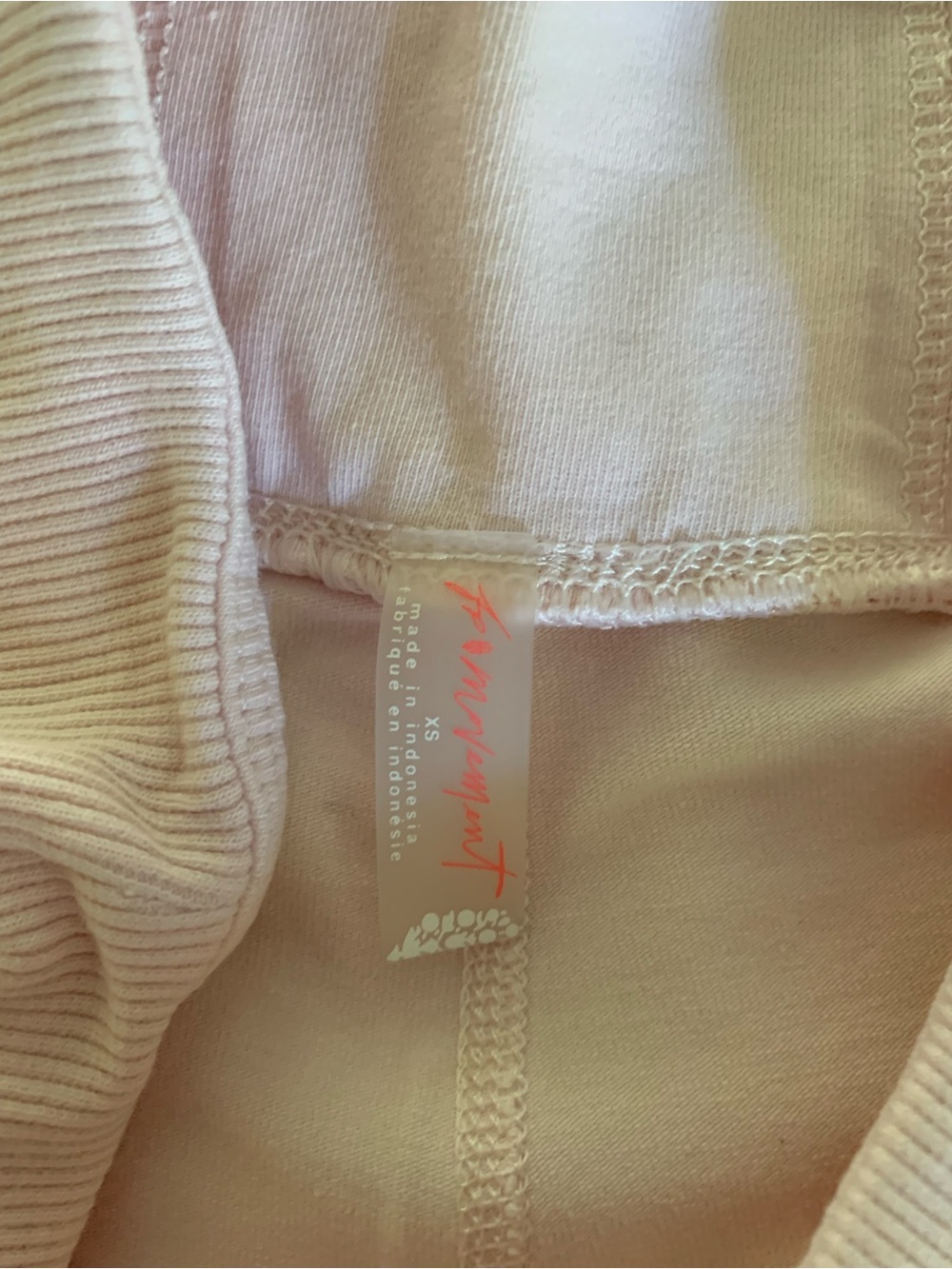 FP Movement by Free People Light Pink Hot shot reversible set - Picture 3 of 4
